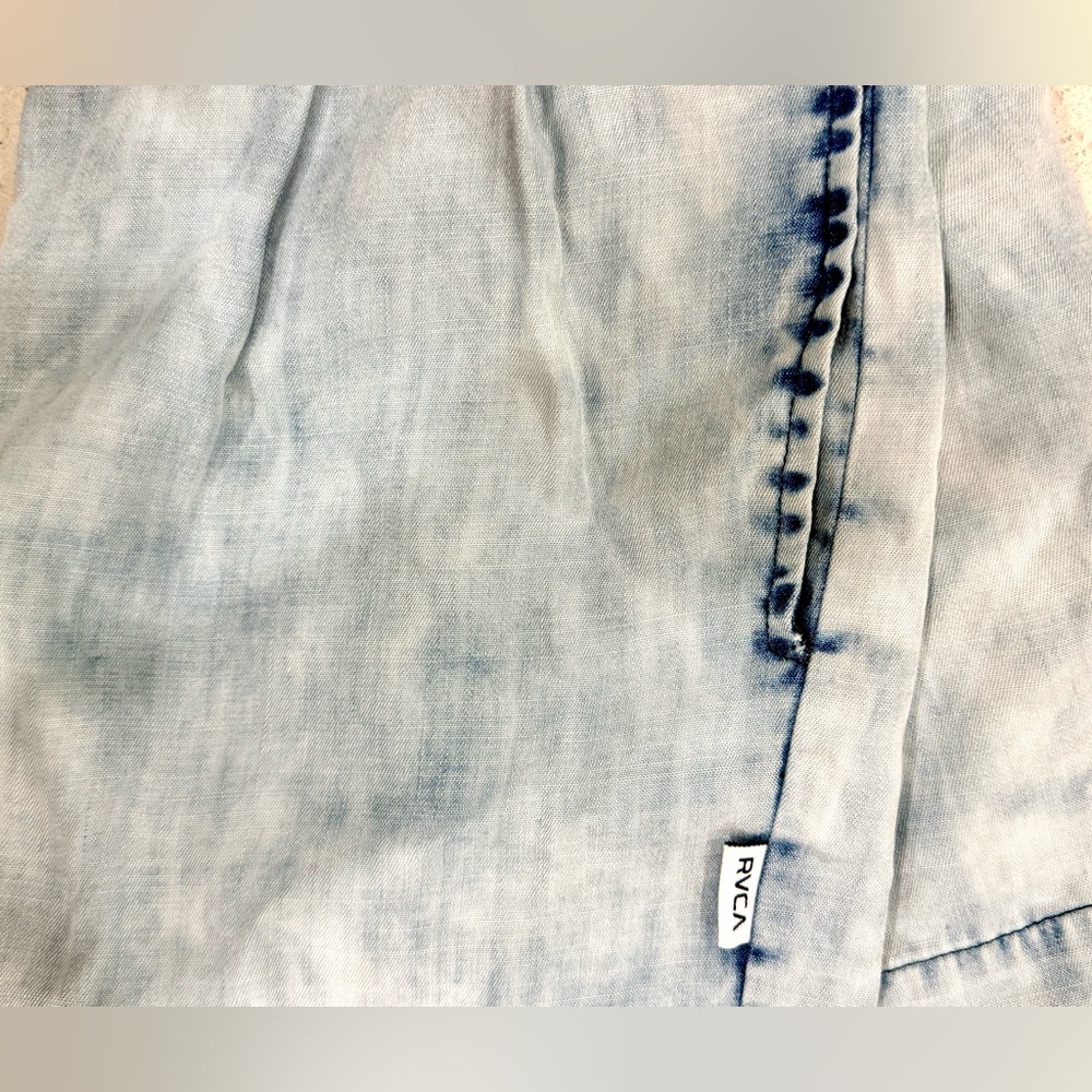 RVCA Light Blue Denim Outfit - Picture 6 of 6